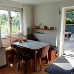 Cosy Room In House With Garden